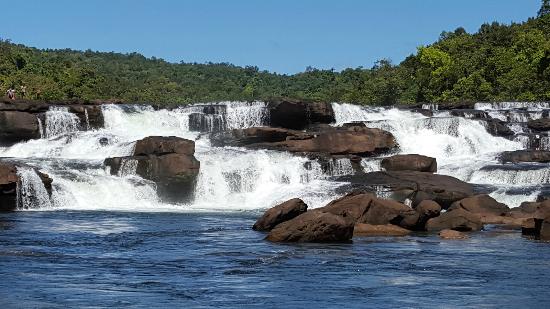 Veal Achaut Waterfall